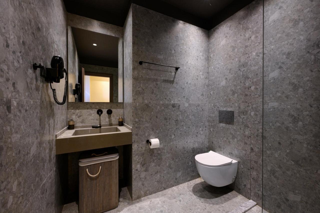 Seven Keys Luxury Suites Achilleion Exterior photo